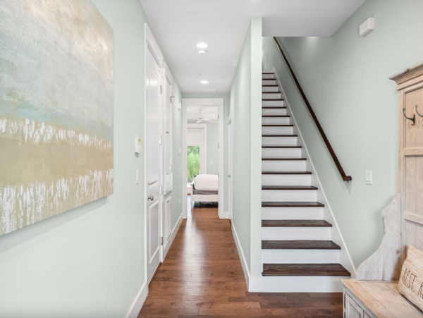 Luxury 5-Bedroom Vacation Townhome in Seagrove Beach - Golf Cart included